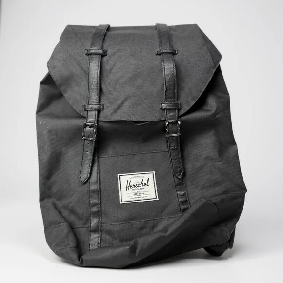 Herschel Retreat Backpack Original 100% Authentic Black/Black Pu 10066-00535-OS - Picture 1 of 7